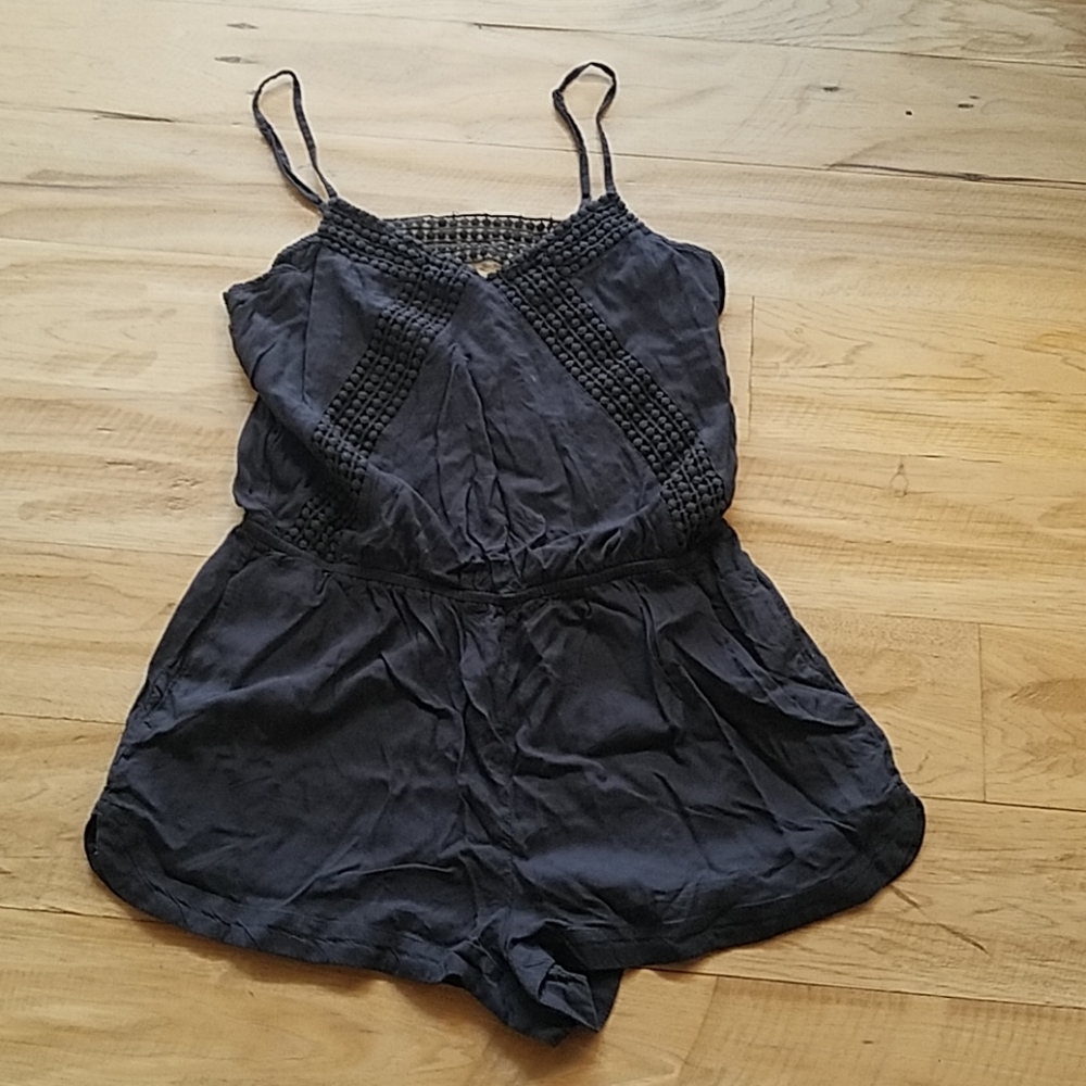 BLACK Jumper